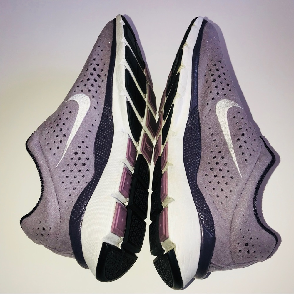 Nike Women’s zoomair purple size 8 1/2